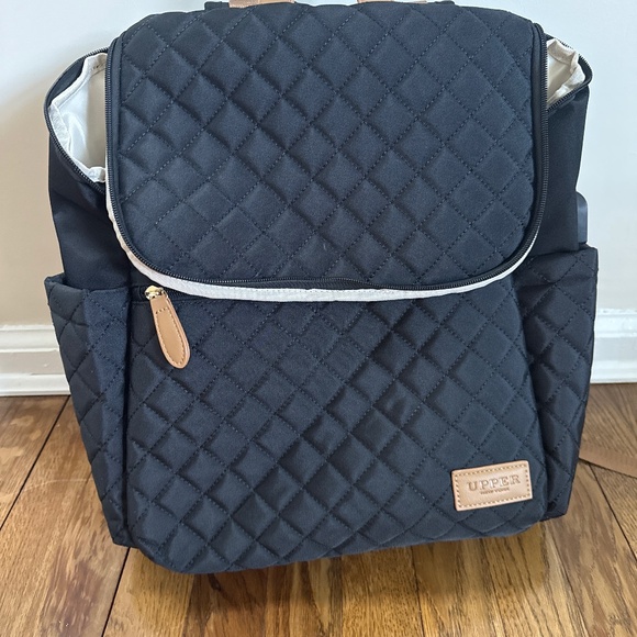 MAISON -ULTRA LIGHT COMFORT DIAPER BAG - Picture 1 of 3